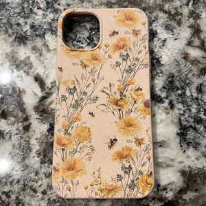 Pela iPhone 13 case